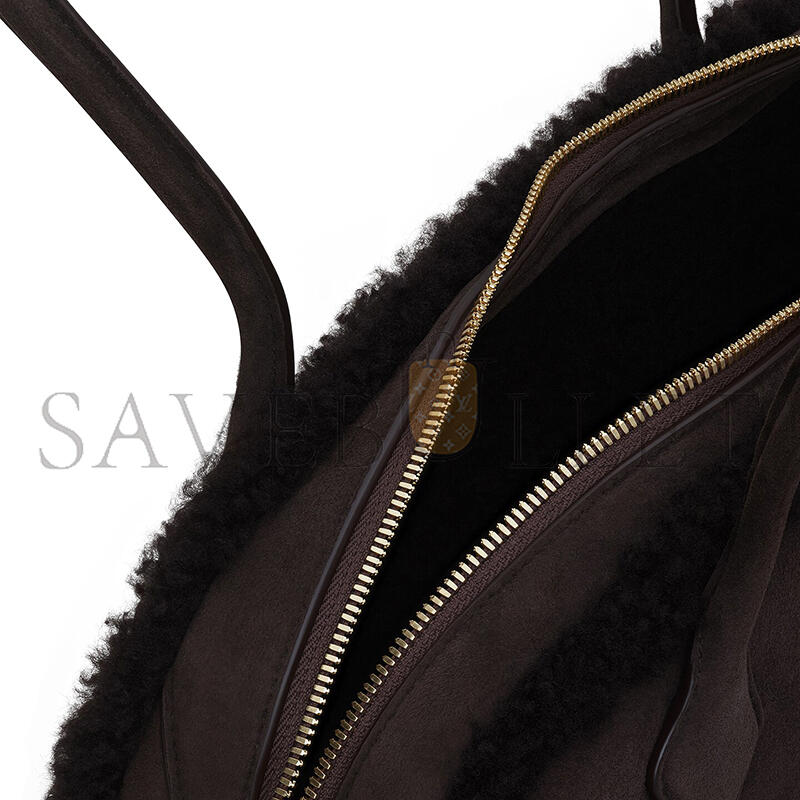 ALAÏA LE TECKEL MEDIUM BAG IN MERINO SHEARLING AA1S06033I048 (33*11*10cm)